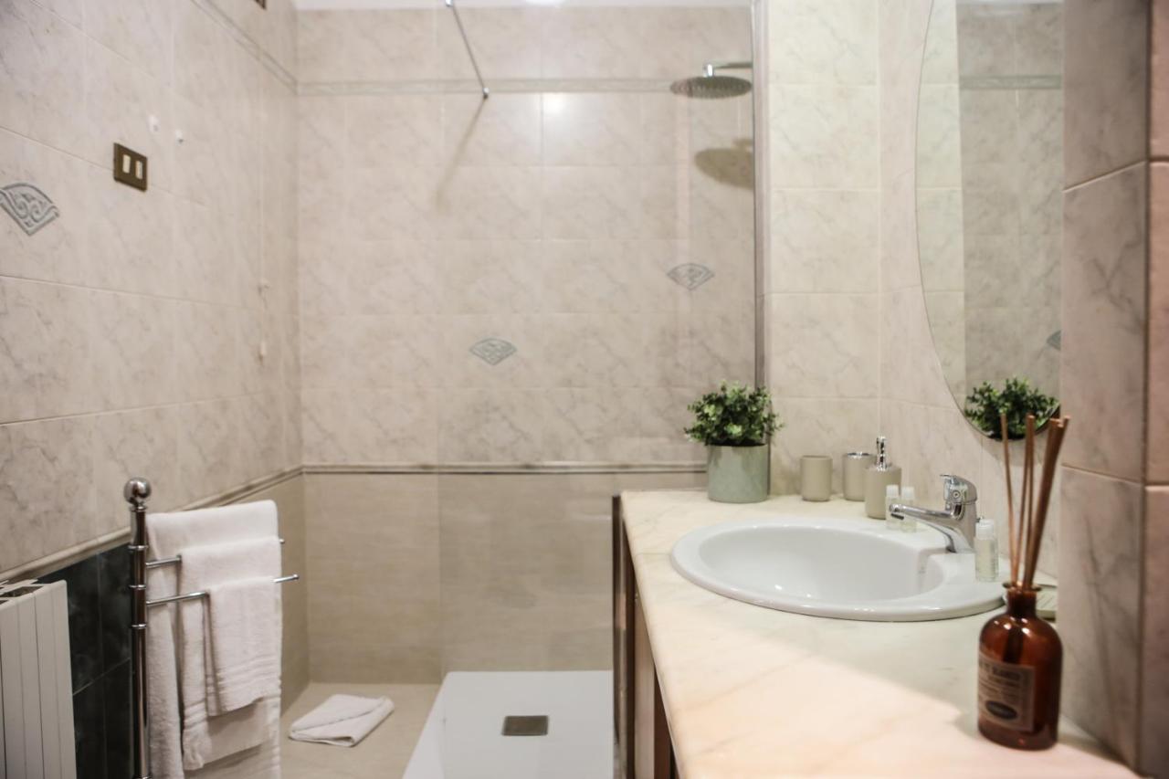 カリアリMonreale Houseアパートメント エクステリア 写真